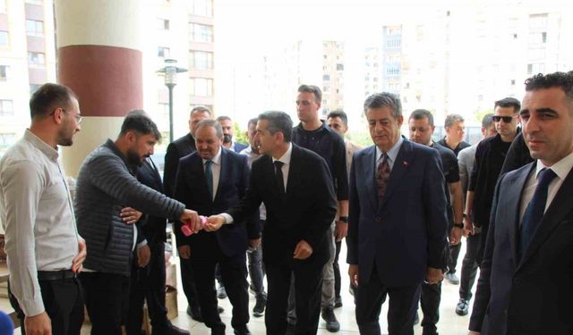 Dünyanın en güzel Kur’an okuyanlarından Şırnak’ta tilavet ziyafeti