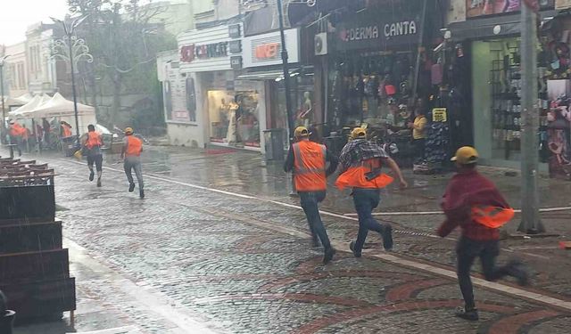 Edirne’de şiddetli yağış ve dolu hayatı olumsuz etkiledi