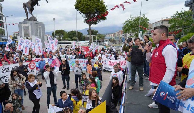 Edremit’te 1 Mayıs Emek ve Dayanışma Günü kutlandı