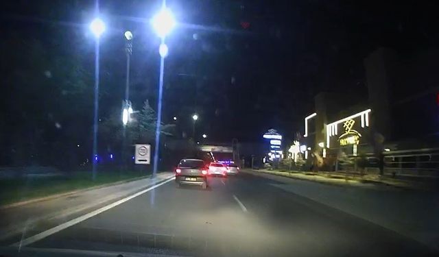 Elazığ’da makas atan sürücü kameralara yansıdı