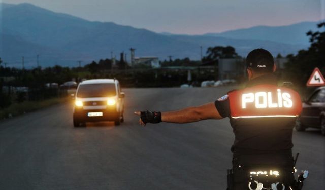 Erzincan’da aranması bulunan 20 şahıs yakalandı
