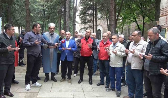 Fatih Sultan Mehmed’in annesi Hüma Hatun Anneler Günü’nde dualarla anıldı
