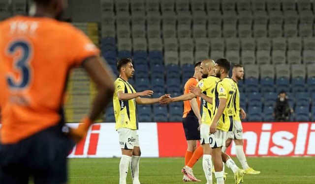 Fenerbahçe, Başakşehir’e karşı üst üste 7. maçını kazandı