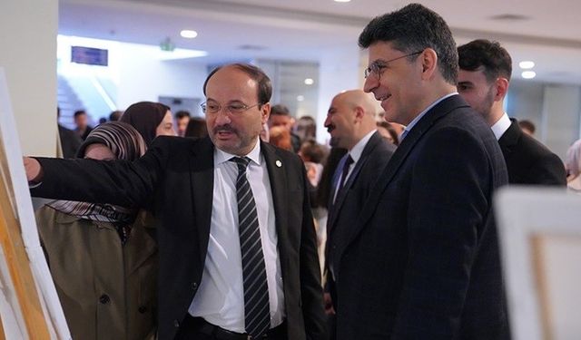 "Geleceğin ışığı çocuk ve ergen" temasıyla üçüncüsü düzenlenen psikoloji zirvesi" başladı