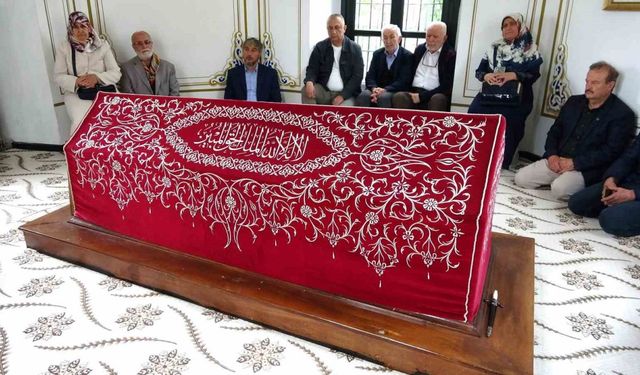 Hayme Ana, Anneler Günü’nde kabri başında anıldı