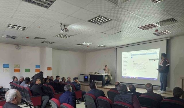 Horasan’da mahalle muhtarlarına yönelik madde bağımlılığı semineri düzenlendi