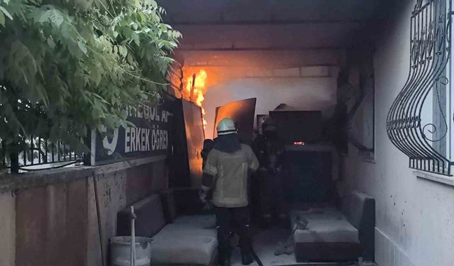 İnegöl’de öğrenci yurdunda yangın
