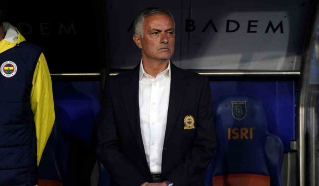 Jose Mourinho’dan Başakşehir maçında 6 değişiklik