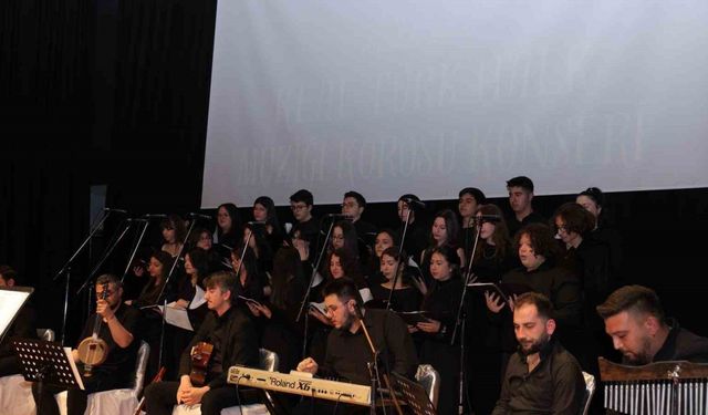 KEAL Türk Halk Müziği Korosu konseri büyük beğeni topladı