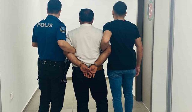 Kırmızı bültenle aranan hükümlü pasaport kontrolünde yakalandı