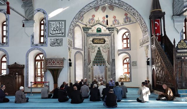 Kütahya’da şehit ve gaziler için Kur’an-ı Kerim tilaveti ve mevlit programı