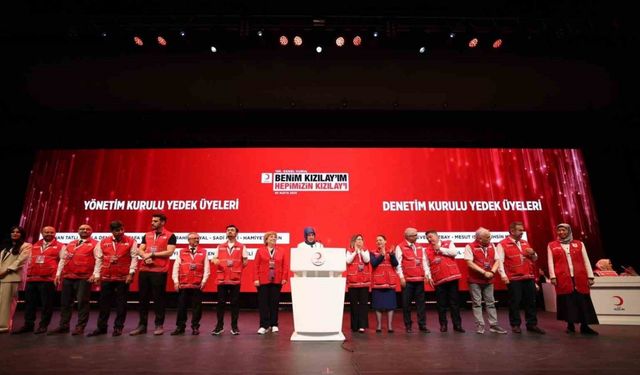Kütahyalı Semra Tozaraydın Kızılay’ın yeni yönetimde