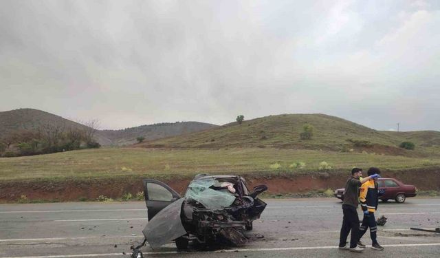 Malatya’da hafif ticari araç ile otomobil çarpıştı: 2 ölü, 2 yaralı