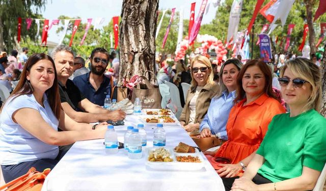 Manavgat Belediyesi’nden Anneler Günü’ne özel renkli etkinlik