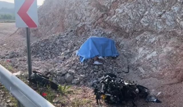 Manisa’da motosiklet yoldan çıktı: 1 ölü, 1 yaralı