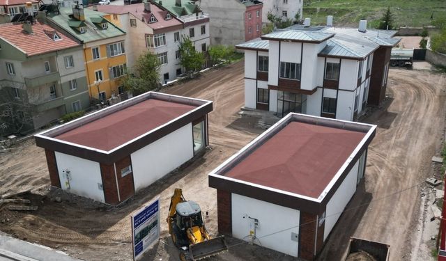 Melikgazi’de sağlık merkezlerine çevre düzenlemesi yapılıyor