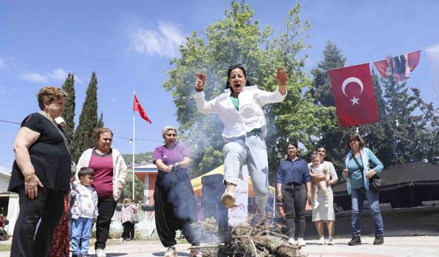 Mersin’de Hıdırellez coşkuyla kutlandı