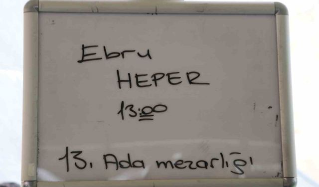 Metrobüs kazasında hayatını kaybeden Ebru Heper defnedildi