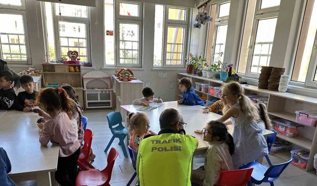 Minik yürekler emniyetle buluştu: Öğrencilere polislik mesleği tanıtıldı