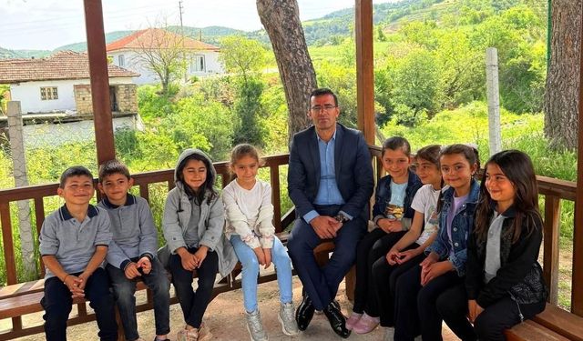 Müdür Yıldırak öğrencileri dinledi