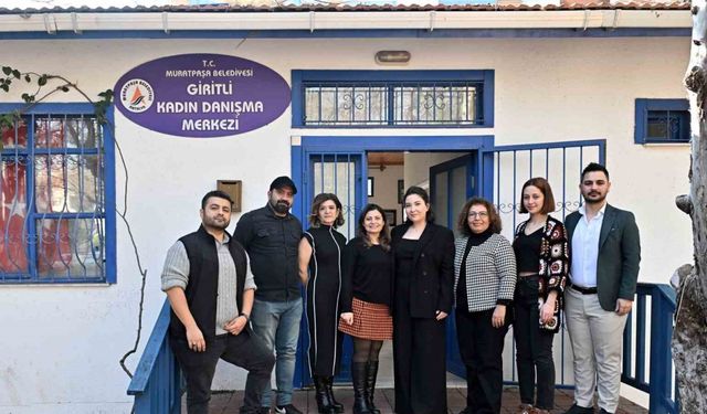 Muratpaşa’da sınava girecek öğrenci velilerine destek