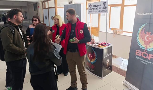 Öğrenciler terör örgütlerinin faaliyetleri konusunda bilgilendirildi