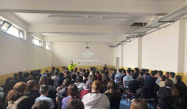 Öğrencilere trafik bilinci eğitimi verildi