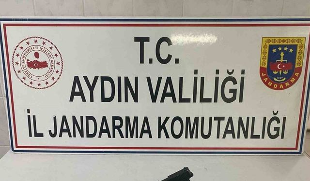 Şüphe üzerine durduruldu, tabanca ele geçirildi