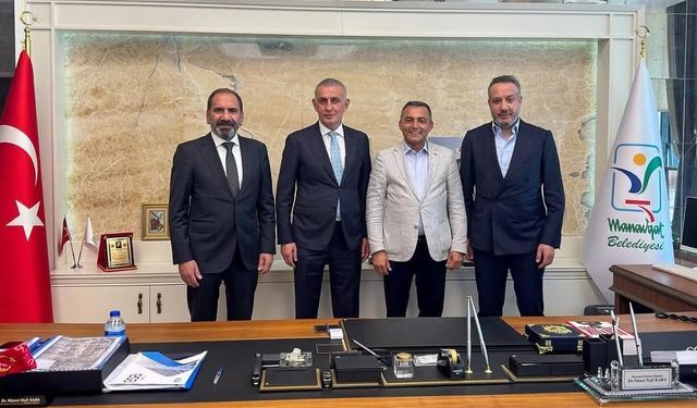 TFF Başkanı’ndan Manavgat Belediye Başkanı’na ziyaret