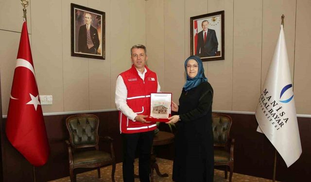 Türk Kızılay Manisa, üniversite öğrencileri için butik açacak