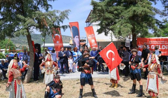 Üçpınar Yasin Halat Parkı, Şaban Nişli Futbol Sahası törenle açıldı