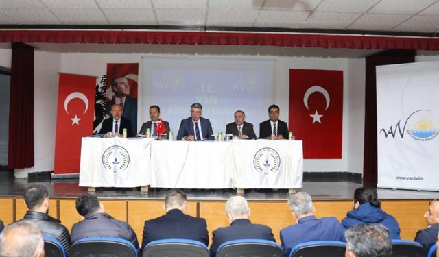 Van Büyükşehir Belediyesi muhtar buluşmalarını Saray ve Özalp ilçeleri ile sürdürdü