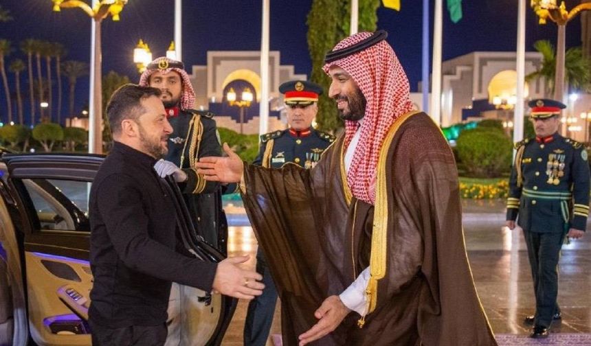 Zelenskiy ve Suudi Veliaht Prensi Muhammed bin Selman Barış İçin Buluştu