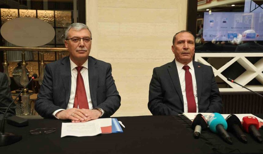 Konya’da Yeniden Refah Partisinden 2 belediye başkanı istifa etti