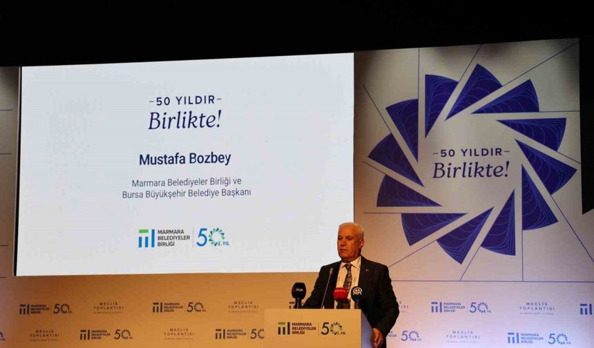 Bursa Büyükşehir Belediye Başkanı Bozbey: "En ivedi zamanda Marmara Denizi’ni kurtarmak için birlikte harekete geçelim"