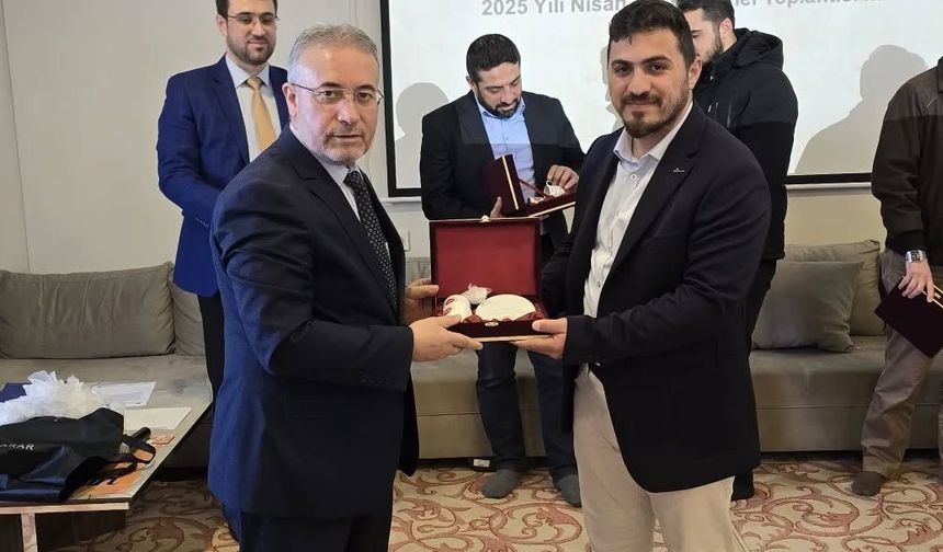 Din görevlilerine anlamlı ödül takdim edildi