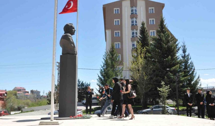 Kars’ta Haydar Aliyev’in 102. doğum günü kutlandı