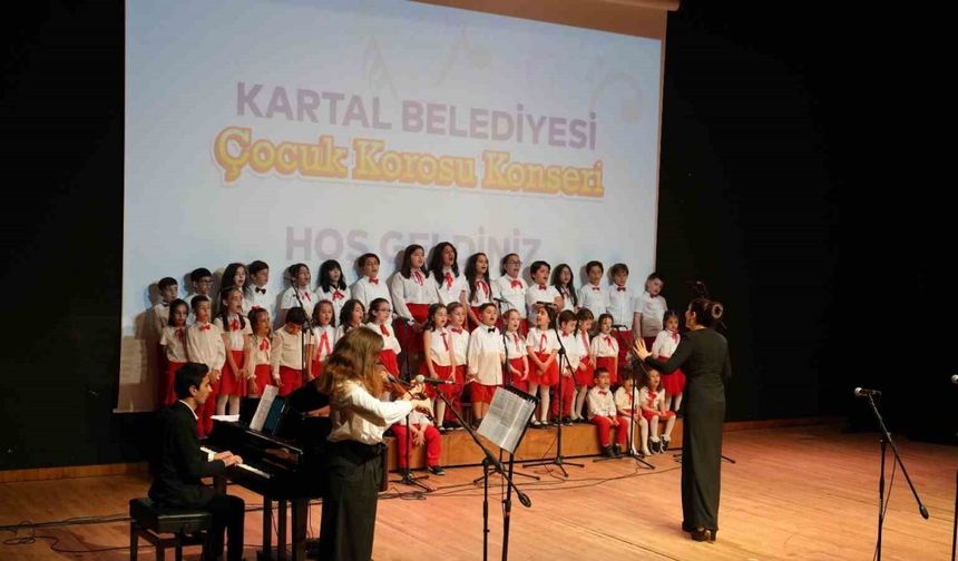 Kartal Belediyesi Çocuk Korosu dinleyenleri mest etti
