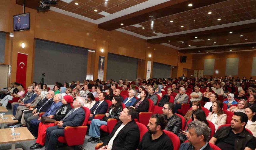 Sinop’ta geleceğin eğitimi konuşuldu