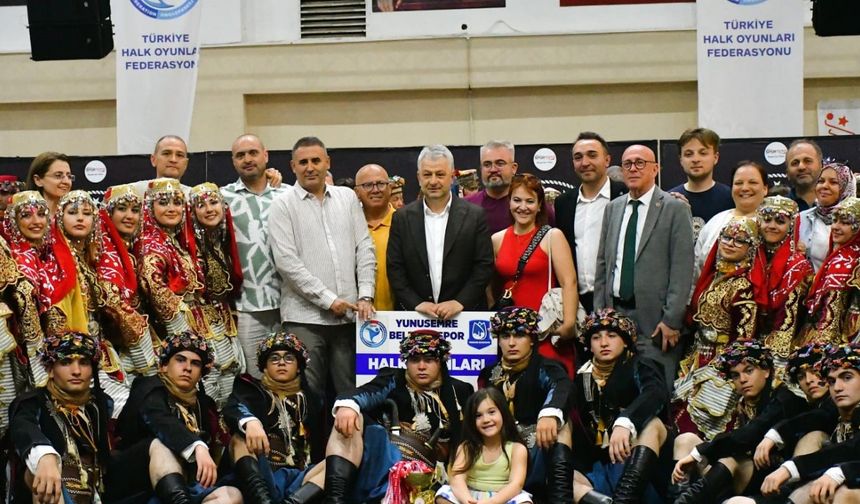 Yunusemre Belediyespor halk oyunlarında Ege Bölge Şampiyonu oldu