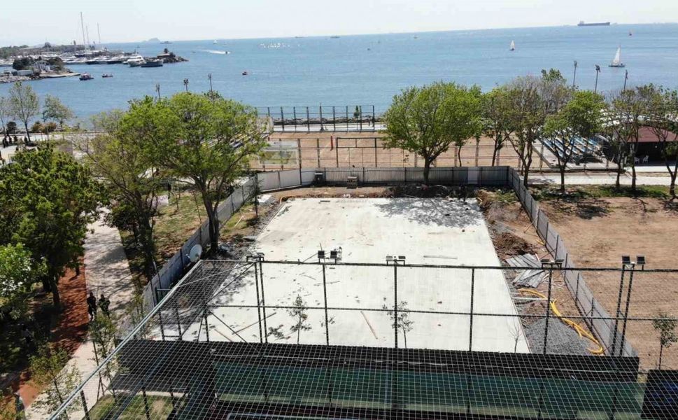 Kadıköy Kalamış Park’ını betona boğdular: Halk isyan etti